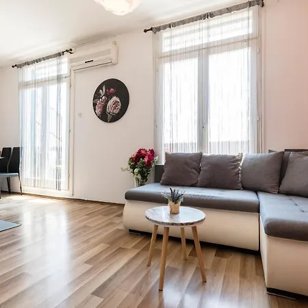 Slavica Apartment Mali Losinj